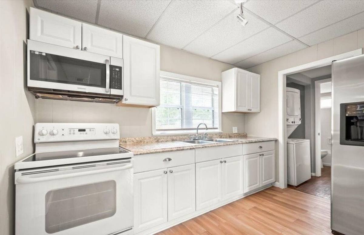 House for rent at 2514 Peach Dr, Jacksonville, FL 32246