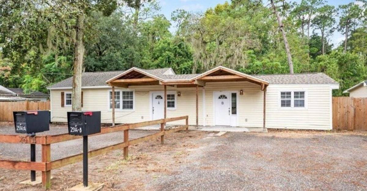 House for rent at 2514 Peach Dr, Jacksonville, FL 32246