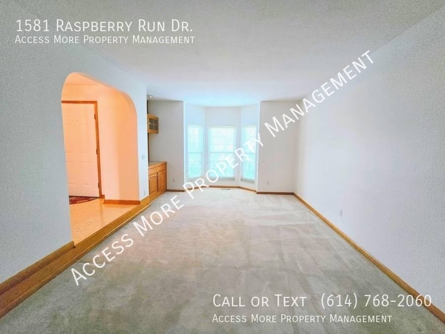 House for rent at 1581 Raspberry Run Dr, Columbus, OH 43204