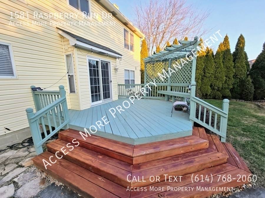 House for rent at 1581 Raspberry Run Dr, Columbus, OH 43204