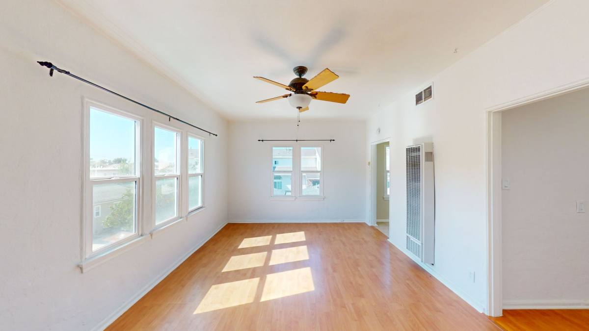 Apartment for rent at 710 - 712 E Chevy Chase Dr, Glendale, CA 91205