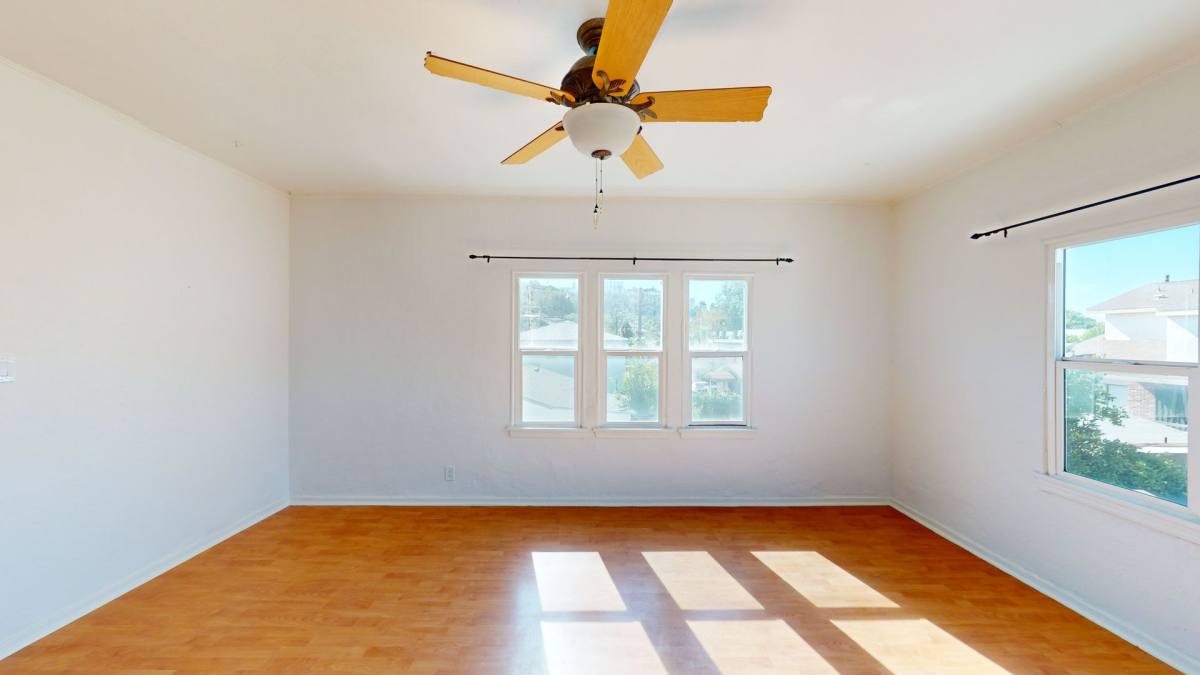 Apartment for rent at 710 - 712 E Chevy Chase Dr, Glendale, CA 91205