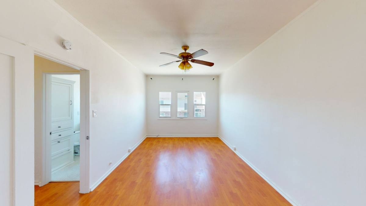 Apartment for rent at 710 - 712 E Chevy Chase Dr, Glendale, CA 91205