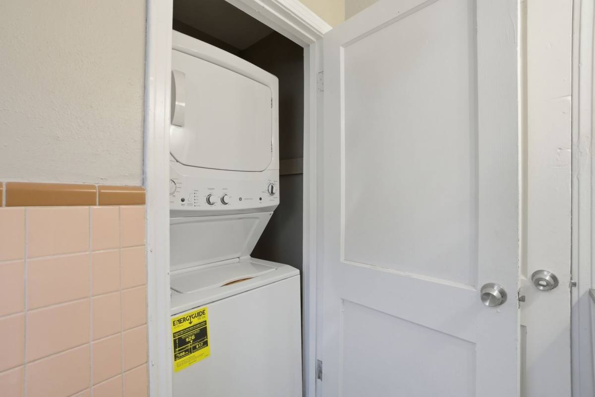 Apartment for rent at 1318-1320 S Summit St, Little Rock, AR 72202