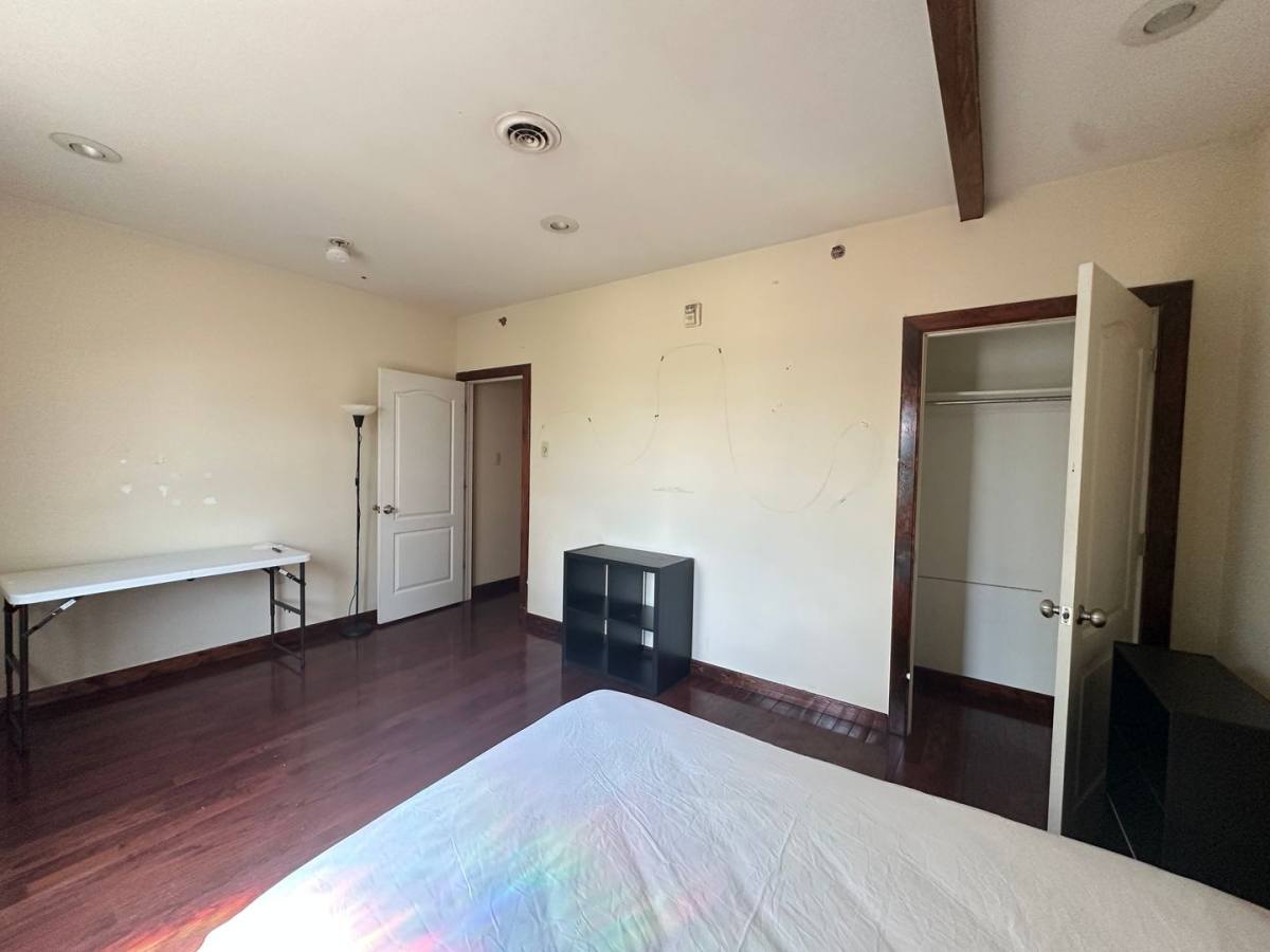 Apartment for rent at 1824 W Diamond St, Philadelphia, PA 19121