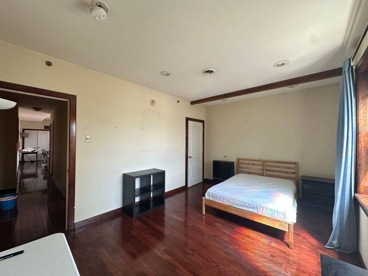 Apartment for rent at 1824 W Diamond St, Philadelphia, PA 19121