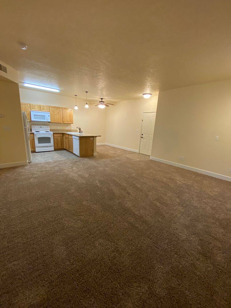 Condo for rent at 6800 N Spurwing Loop, Coeur D Alene, ID 83815