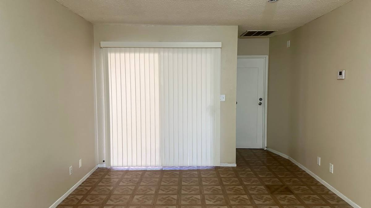 Apartment for rent at 425 N Lamb Blvd, Las Vegas, NV 89110