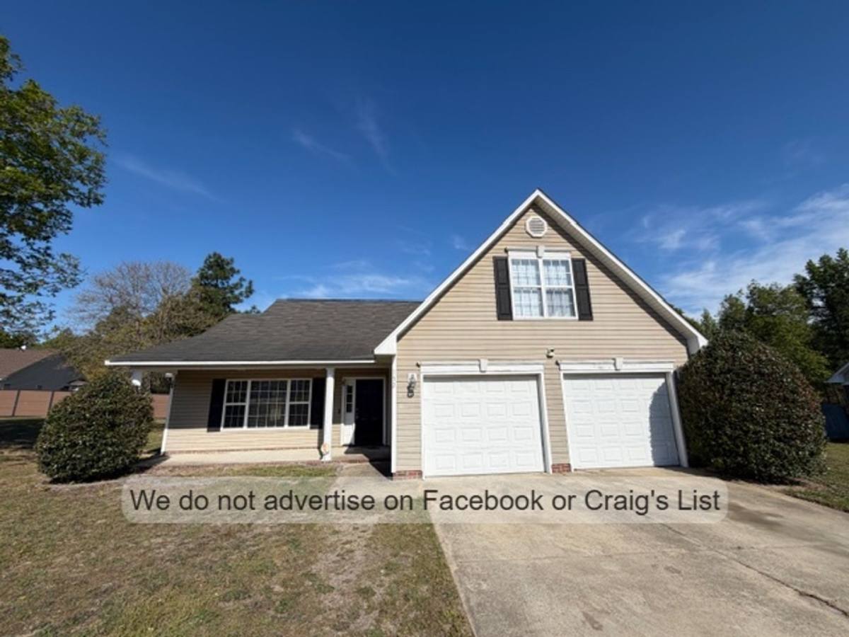 House for rent at 132 Congaree Dr, Raeford, NC 28376