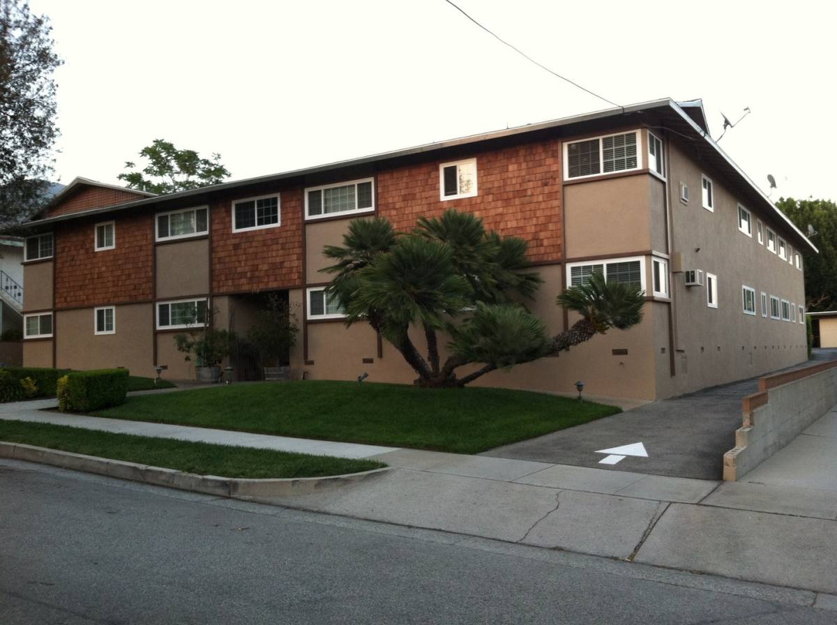 Apartment for rent at 110 N Lima, Sierra Madre, CA 91024