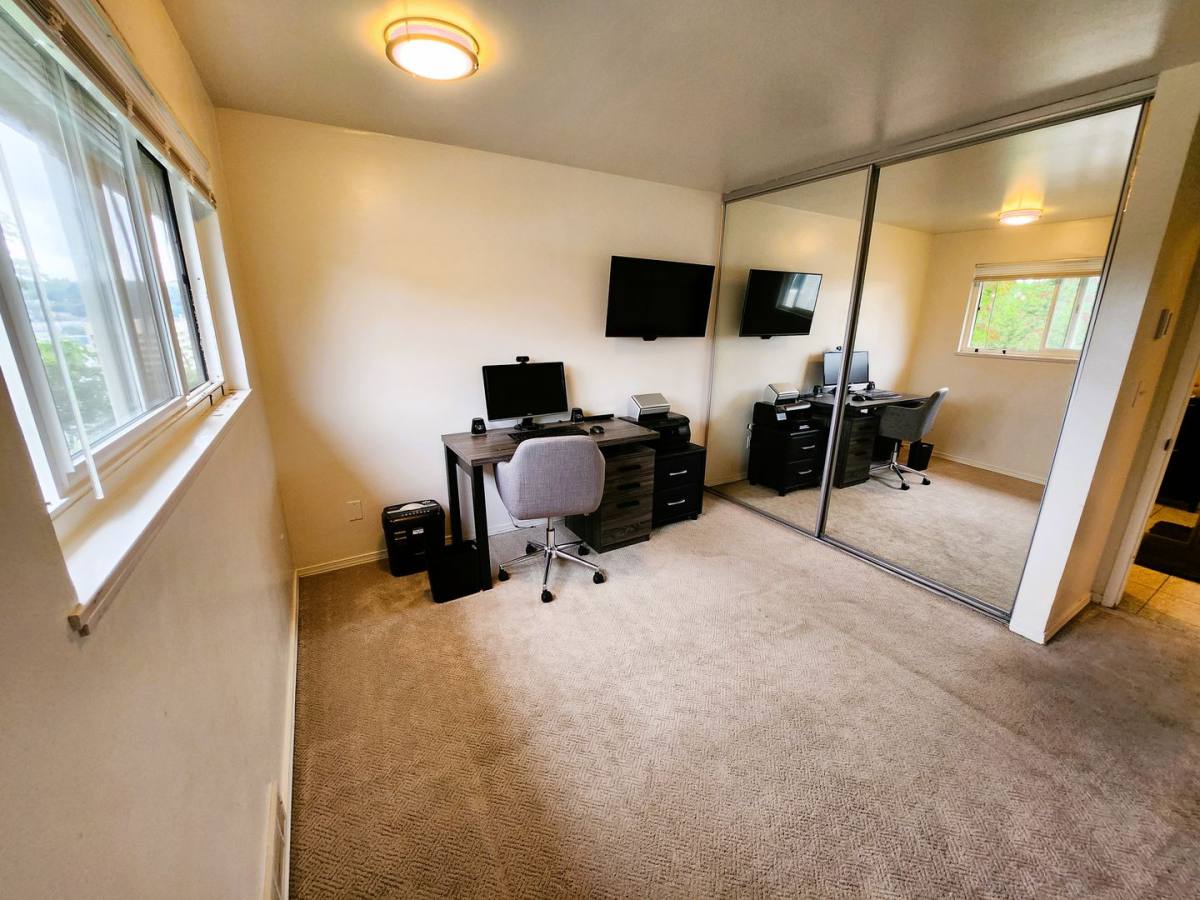 Condo for rent at 612 Prospect St #REGENCY Condominium, Seattle, WA 98109