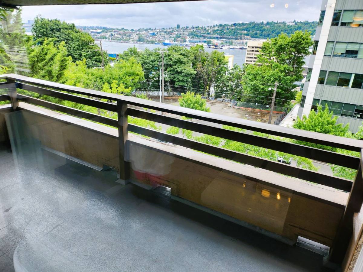 Condo for rent at 612 Prospect St #REGENCY Condominium, Seattle, WA 98109