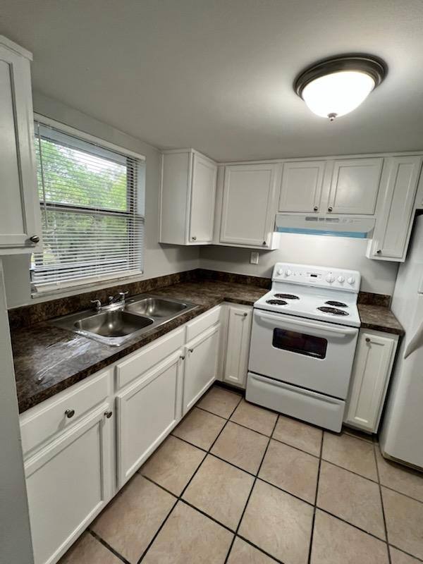 Condo for rent at 4601 22nd Ave S #103, Saint Petersburg, FL 33711