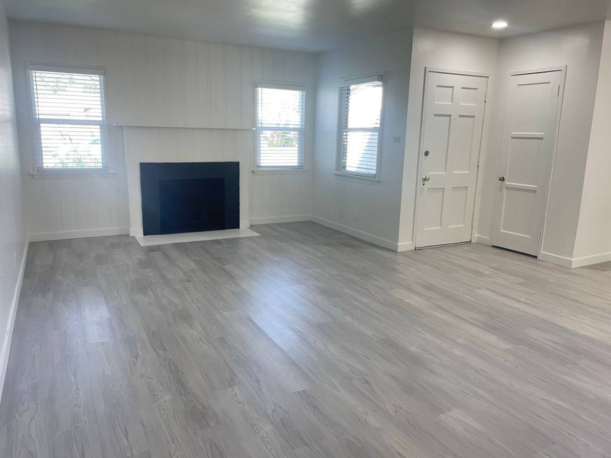 Apartment for rent at 4594 Gardena Dr, Riverside, CA 92506