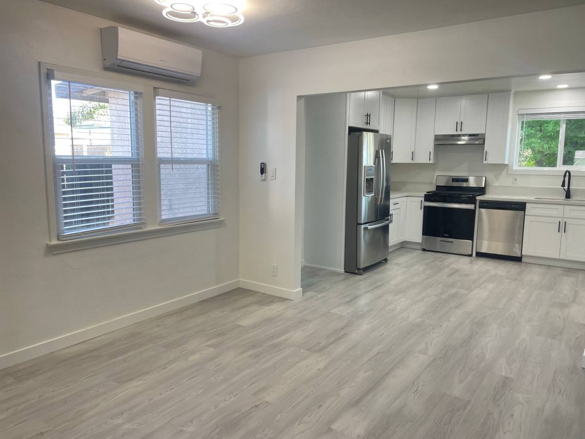 Apartment for rent at 4594 Gardena Dr, Riverside, CA 92506