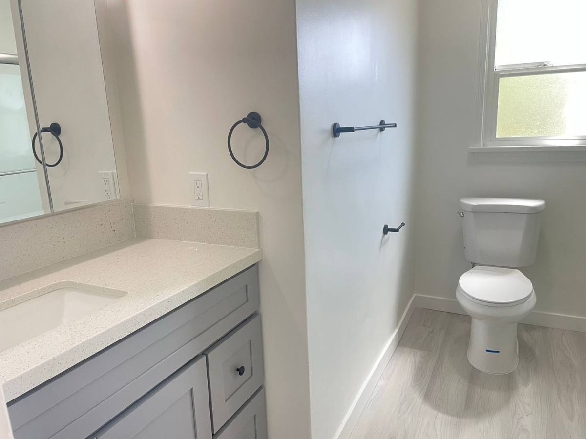 Apartment for rent at 4594 Gardena Dr, Riverside, CA 92506
