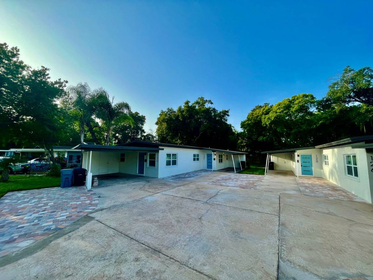 Townhouse for rent at 126-132 E Harding St, Orlando, FL 32806