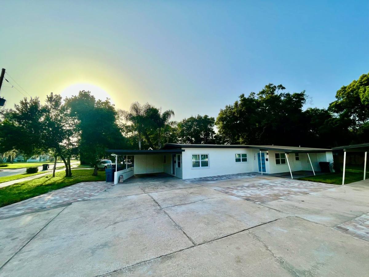 Townhouse for rent at 126-132 E Harding St, Orlando, FL 32806