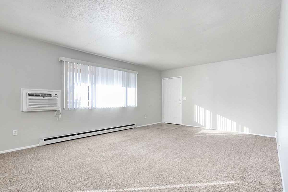 Apartment for rent at 6521 - 6539 N Albina Ave, Portland, OR 97217