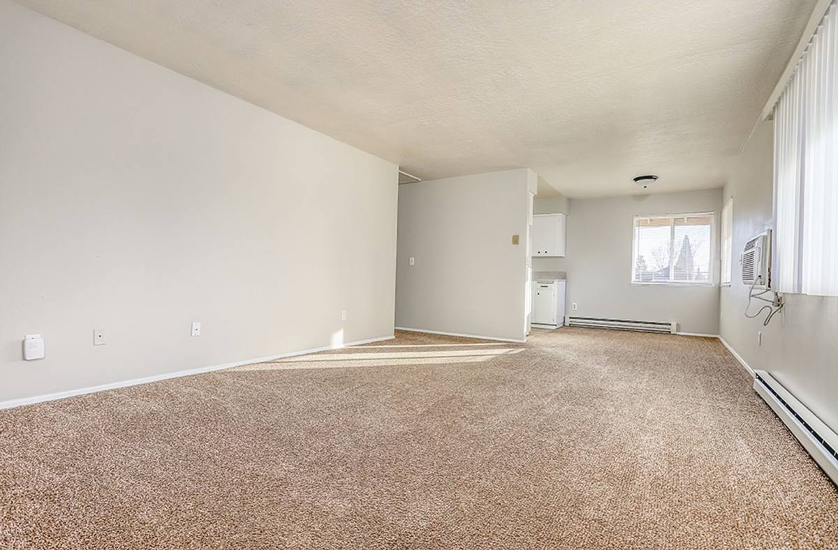 Apartment for rent at 6521 - 6539 N Albina Ave, Portland, OR 97217