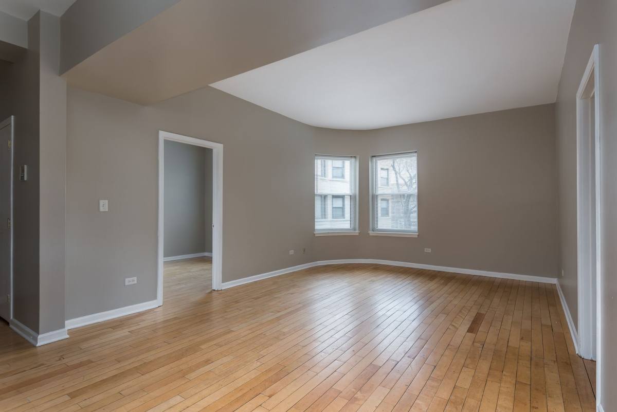 Apartment for rent at 6034 S Prairie Ave, Chicago, IL 60637