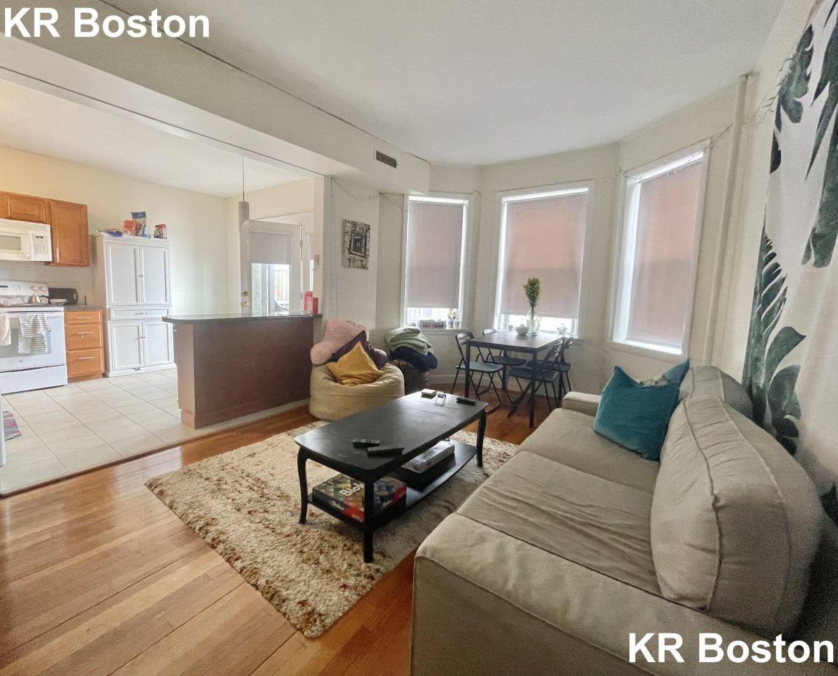 Apartment for rent at 1131 Commonwealth Ave, Boston, MA 02215