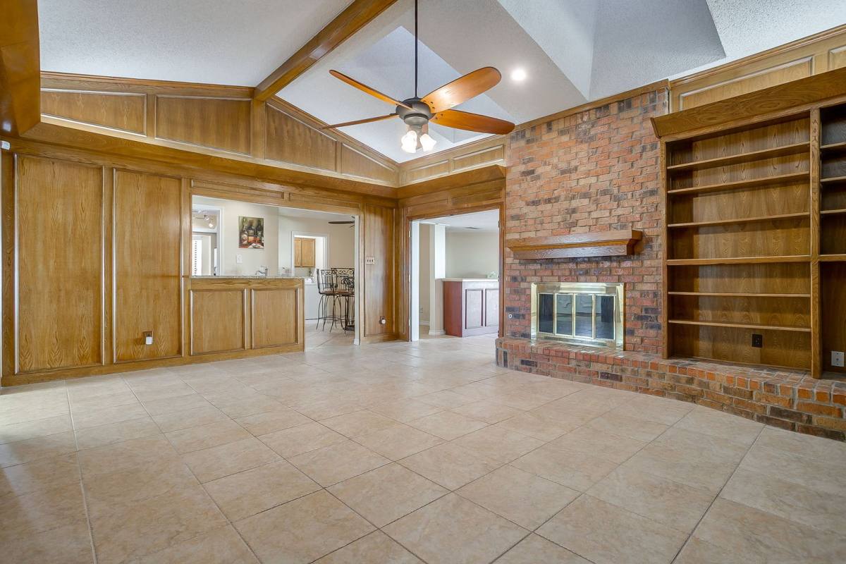 House for rent at 4013 Timberidge Dr, Irving, TX 75038