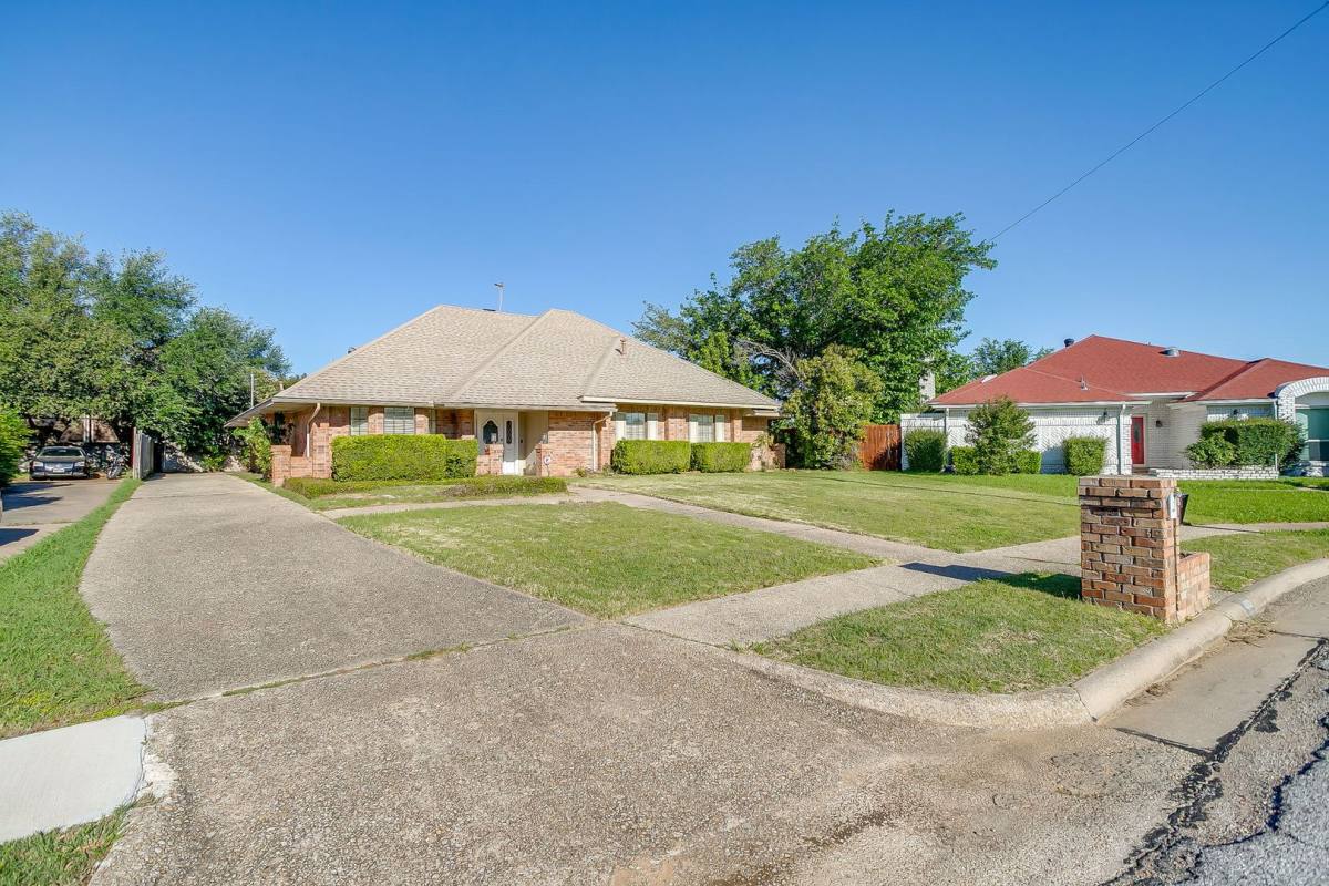 House for rent at 4013 Timberidge Dr, Irving, TX 75038