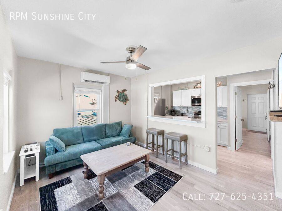 Apartment for rent at 14135 Palm St #4, Saint Petersburg, FL 33708