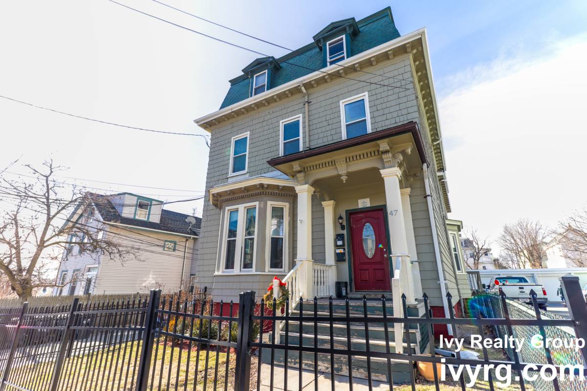 Apartment for rent at 47 Franklin St #2, Somerville, MA 02145