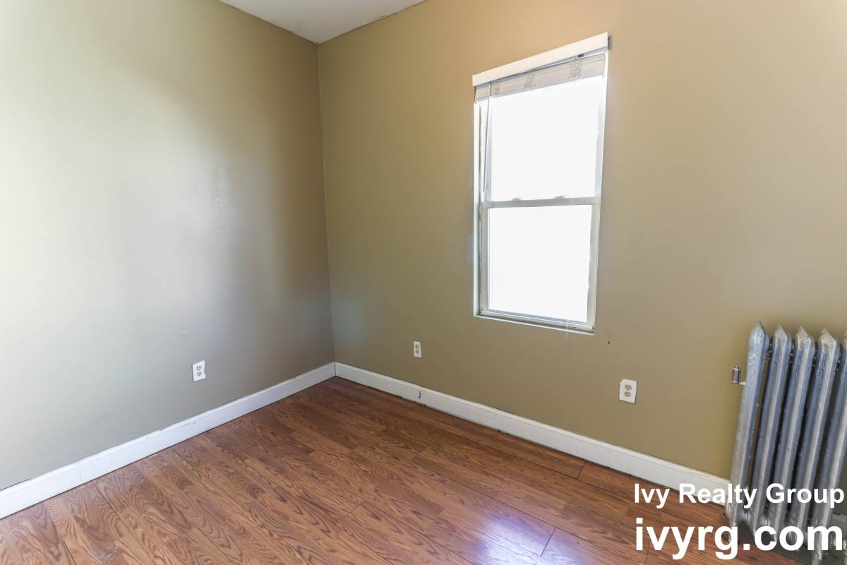 Apartment for rent at 47 Franklin St #2, Somerville, MA 02145