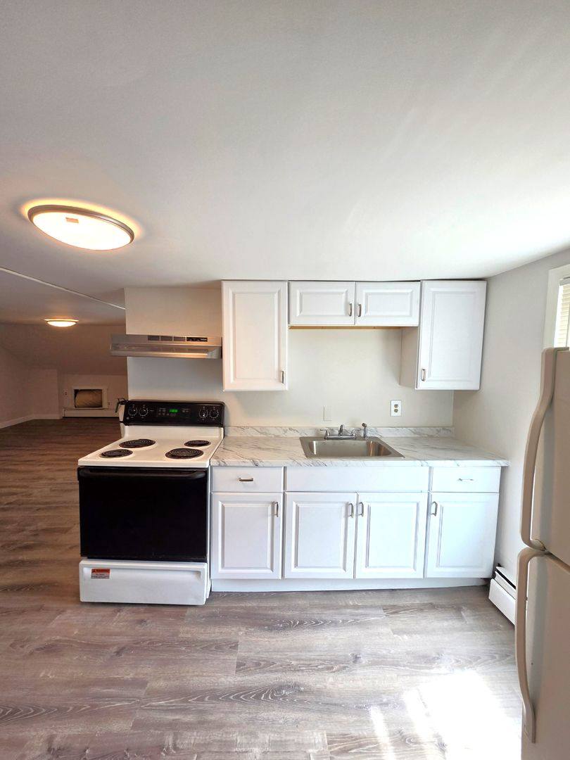 Apartment for rent at 22 Johnson St, Pawtucket, RI 02860