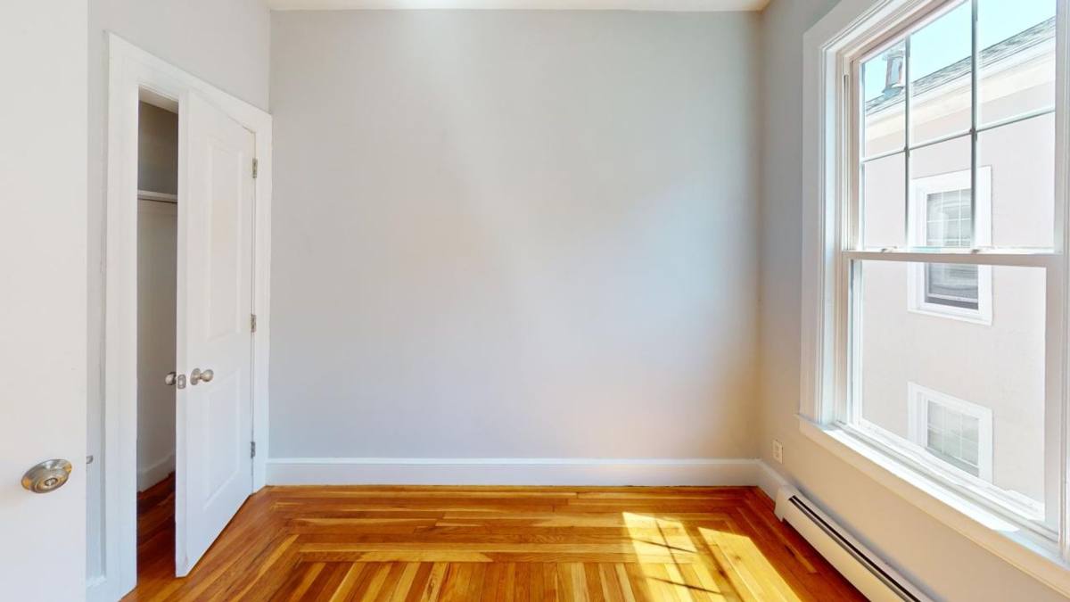 Apartment for rent at 28-30 Avon St, New Haven, CT 06511