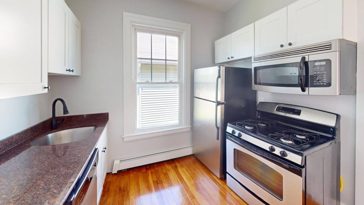 Apartment for rent at 28-30 Avon St, New Haven, CT 06511