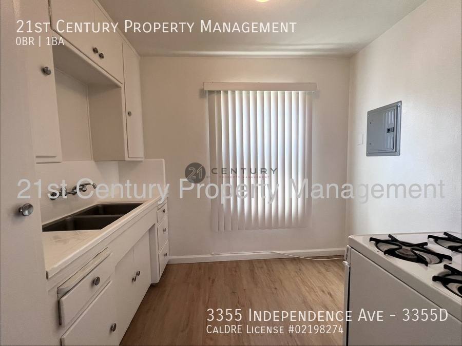 Apartment for rent at 3355 Independence Ave #3355D, South Gate, CA 90280