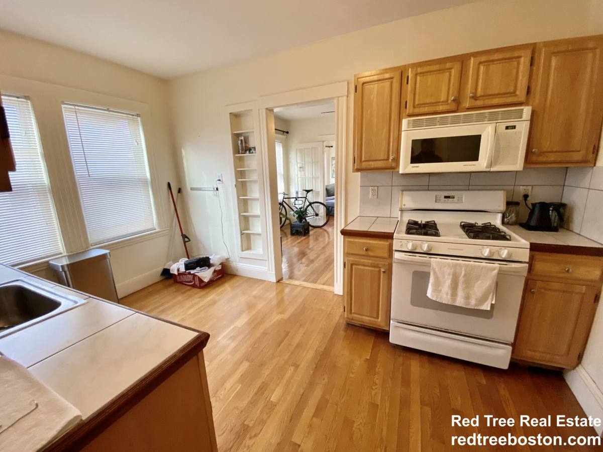 House for rent at 55 Brookley Rd #1R, Jamaica Plain, MA 02130