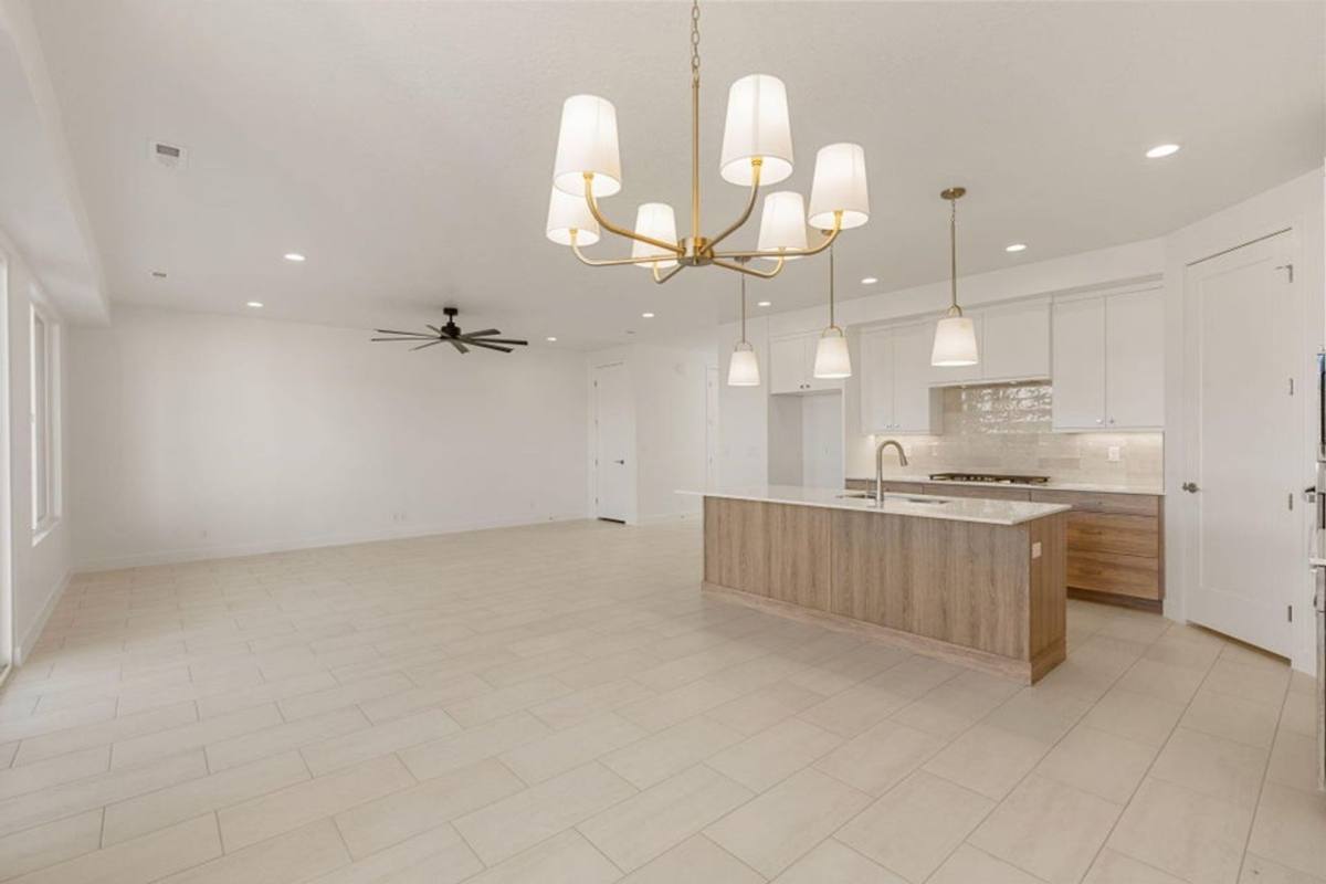 House for rent at 2433 Patricia Dr, Santa Clara, UT 84765
