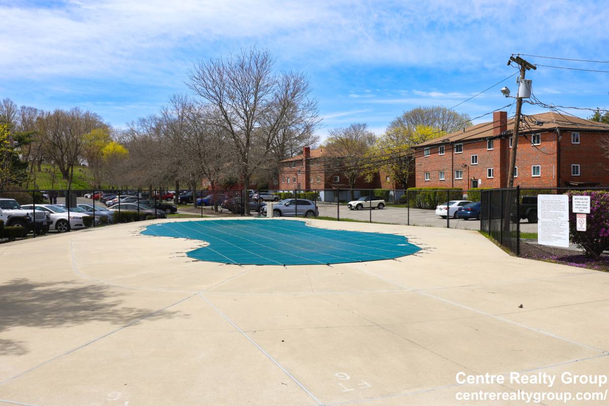 Apartment for rent at 14 Bryon Rd #6, Chestnut Hill, MA 02467