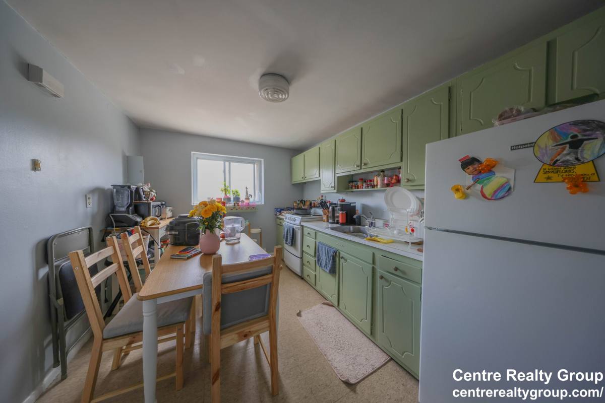 Apartment for rent at 14 Bryon Rd #6, Chestnut Hill, MA 02467