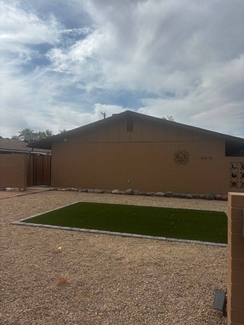 Apartment for rent at 4819 E Cambridge Ave, Phoenix, AZ 85008
