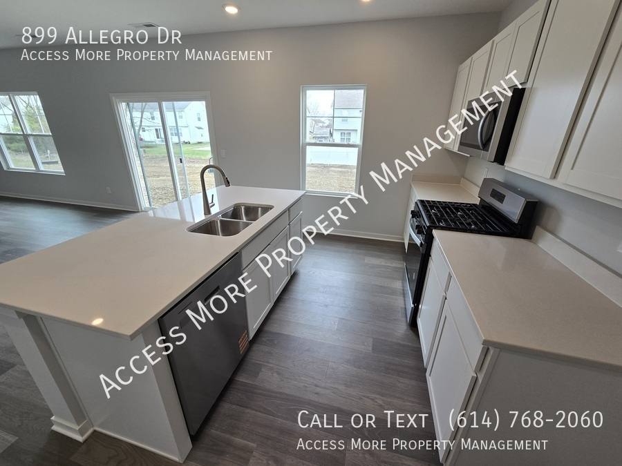 House for rent at 899 Allegro Dr, Reynoldsburg, OH 43068