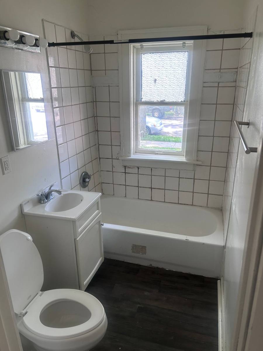 Apartment for rent at 1625 W Keefe Ave, Milwaukee, WI 53206