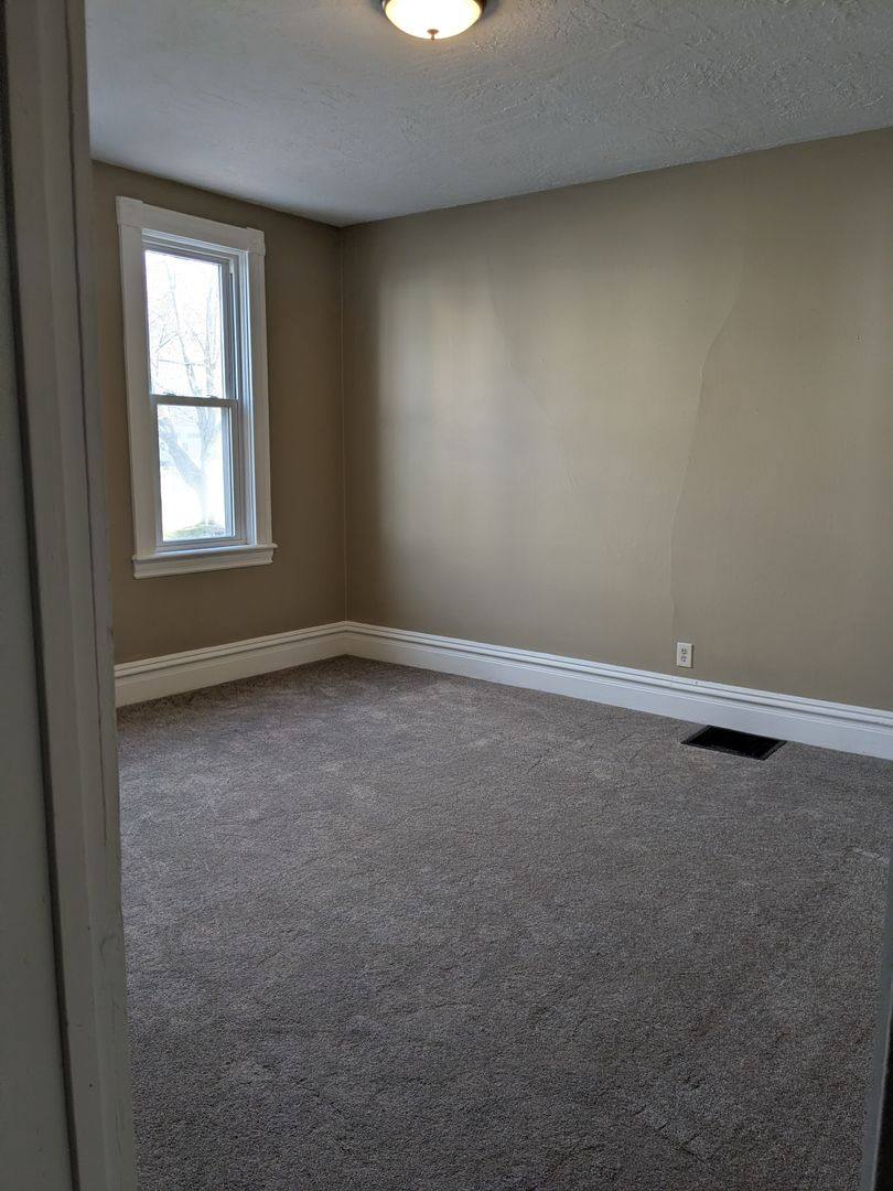 House for rent at 1613 4th Ave, Beaver Falls, PA 15010