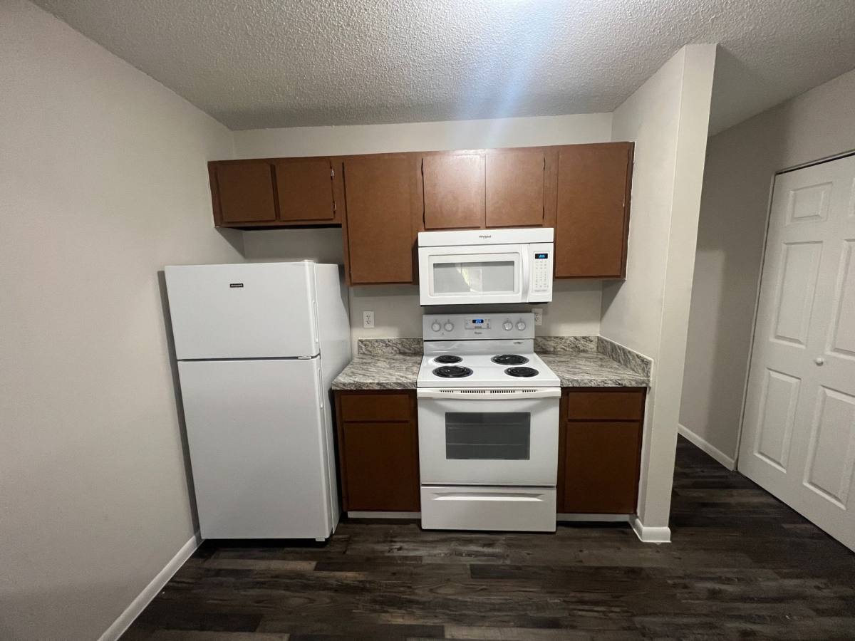 Apartment for rent at 101 Canal Rd, Hebron, OH 43025