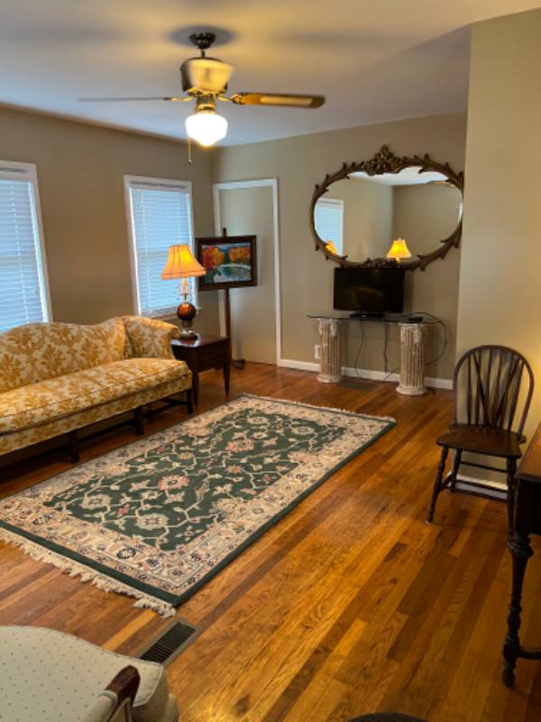 Apartment for rent at 225 N Park Dr #1, Point Pleasant, WV 25550