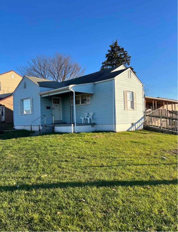 Apartment for rent at 225 N Park Dr #1, Point Pleasant, WV 25550