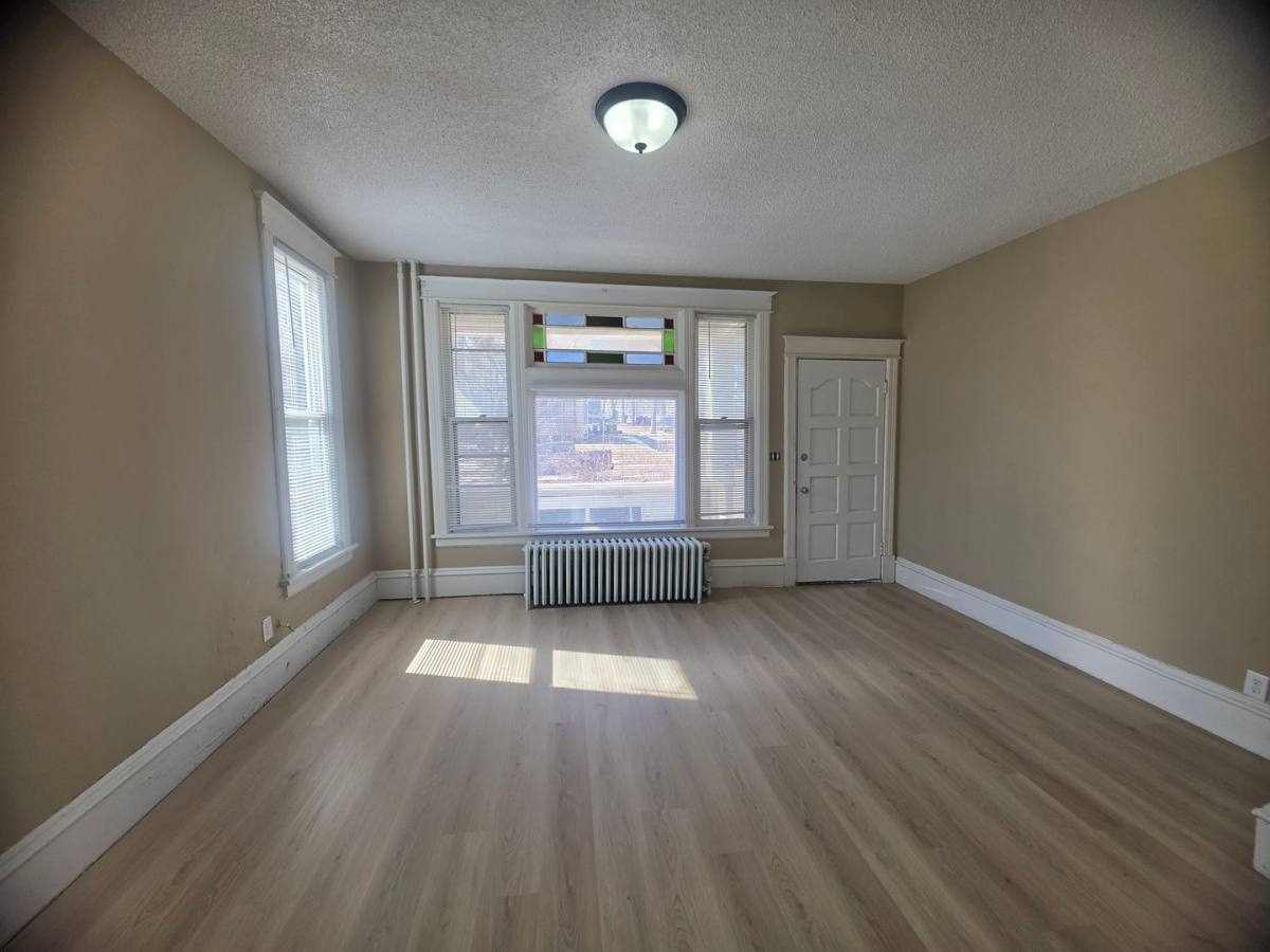 Apartment for rent at 1136 Edgerton St, Saint Paul, MN 55130