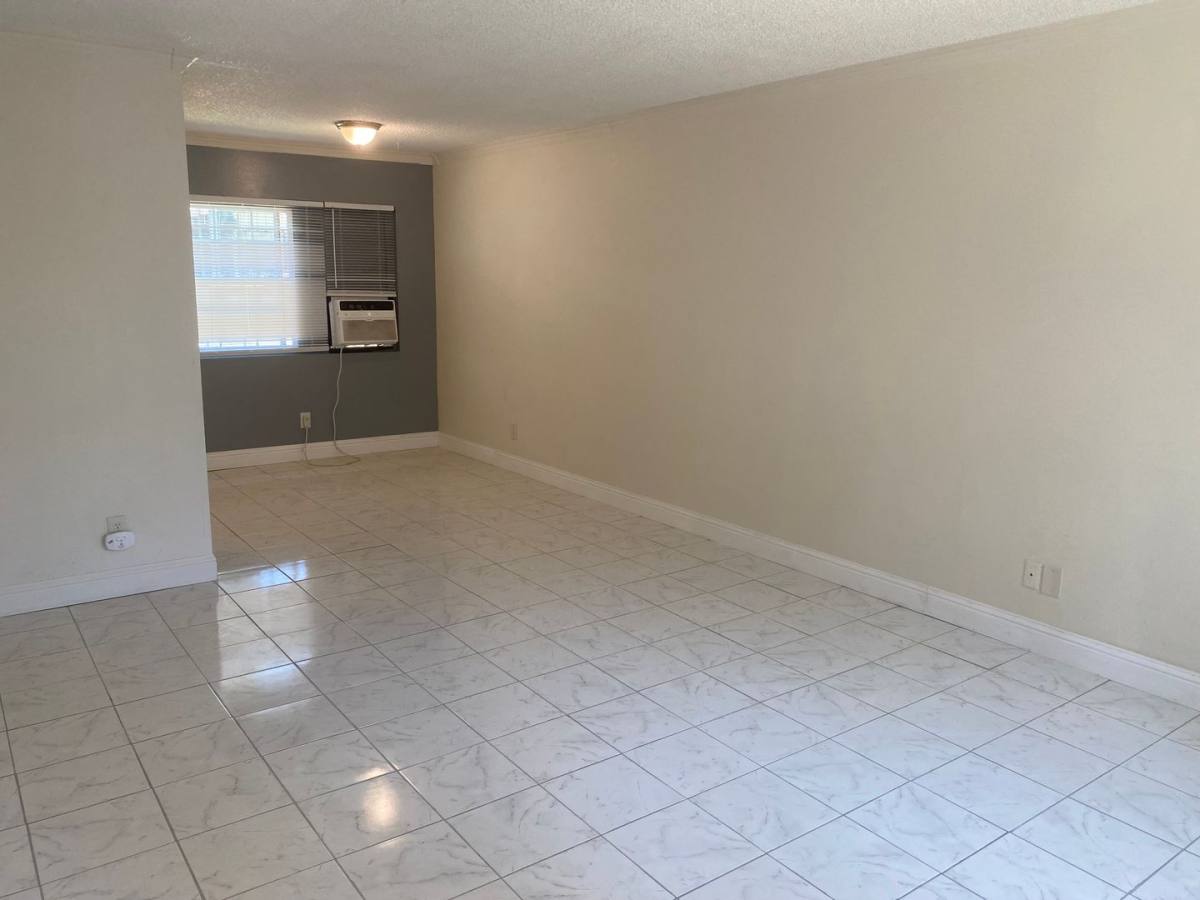 Apartment for rent at 412 Ford St, Hanford, CA 93230