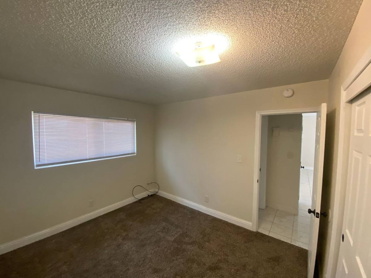 Apartment for rent at 412 Ford St, Hanford, CA 93230