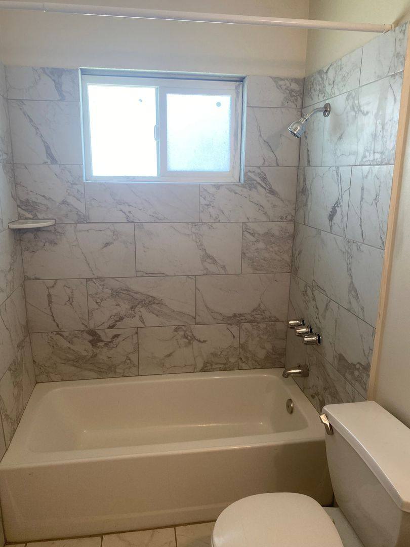 Apartment for rent at 412 Ford St, Hanford, CA 93230